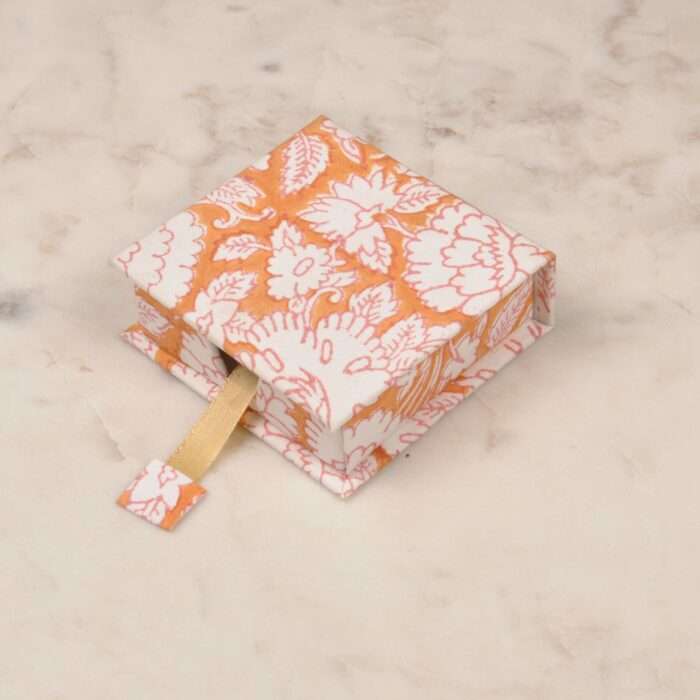 Elegant Fabric-Covered Slip Pad Storage Box - Image 4